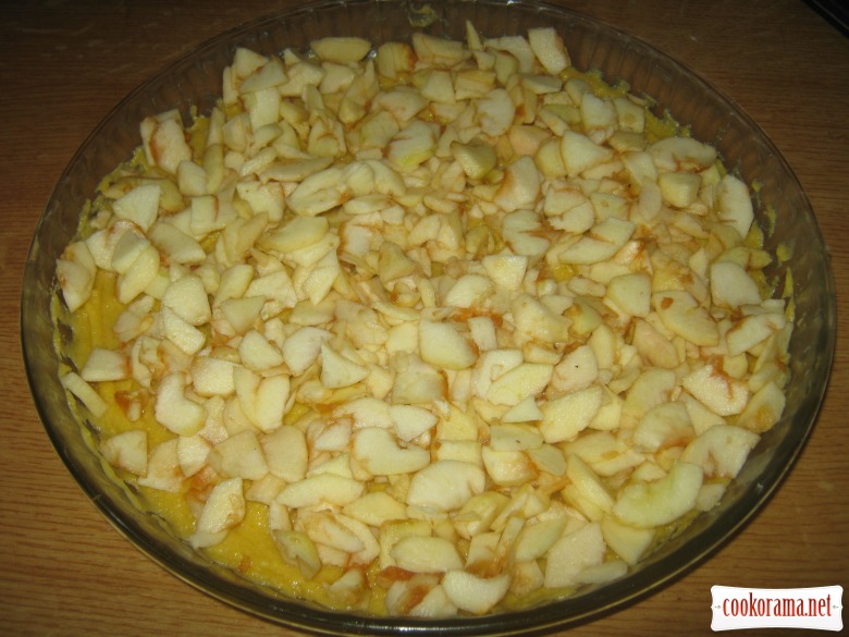 Pie with apples