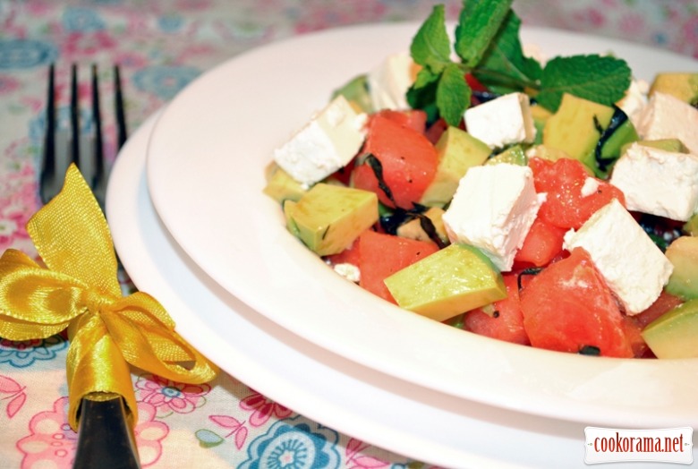 Salad with watermelon, avocado and feta