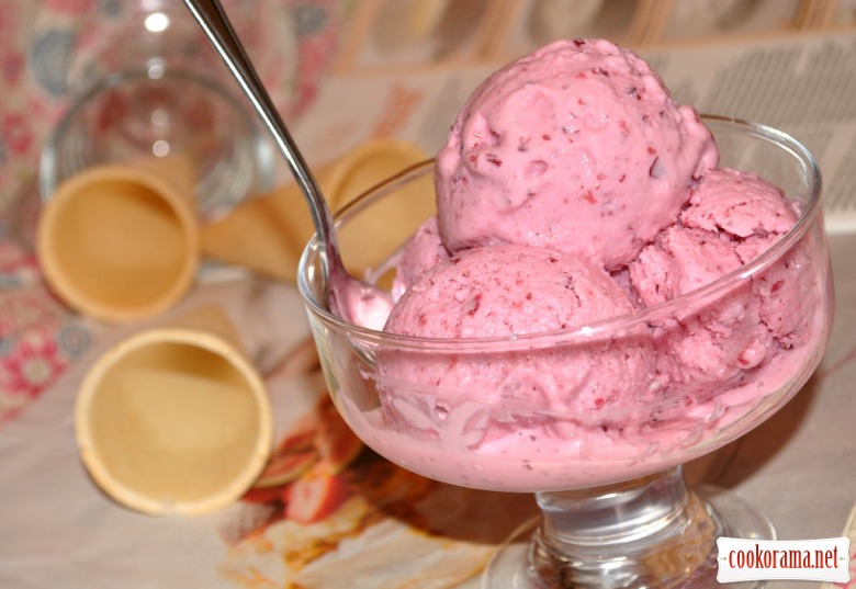 Журавлинове морозиво з домашнього сиру «Love COOKORAMA»