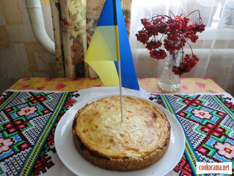 Творожный пирог с маком и яблоками