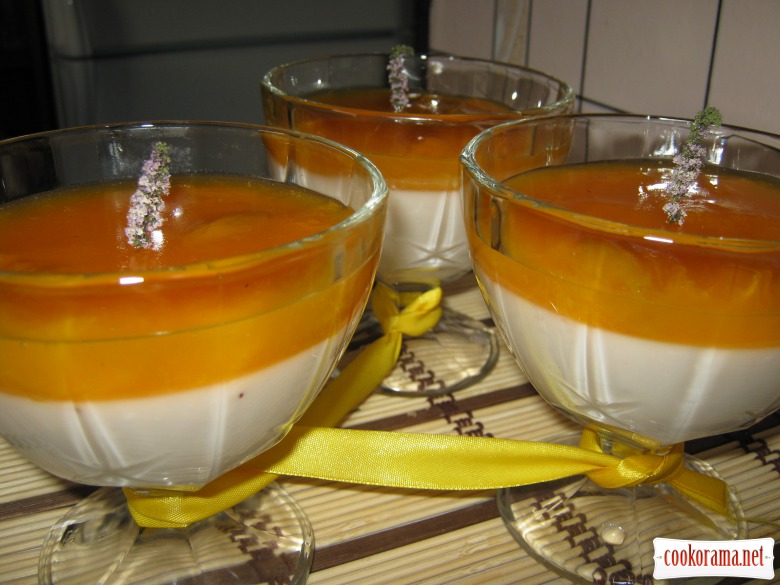 Йогуртно-абрикосовий десерт "Помаранчевий настрій"