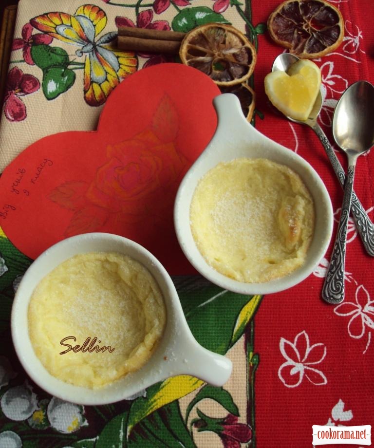 Lemon soufflé