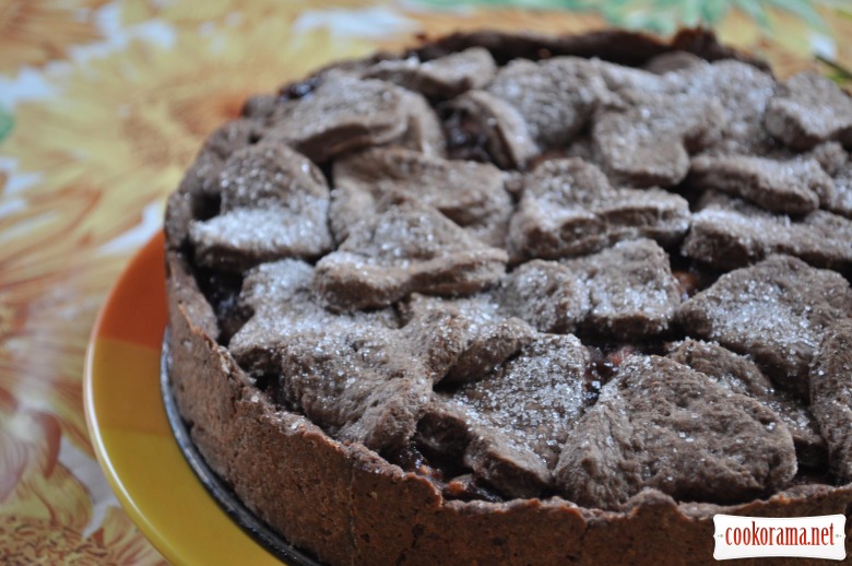 Chocolate-apple cake into hearts