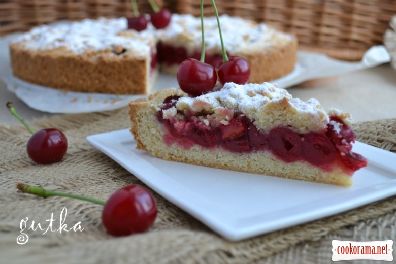 Summer cherry pie