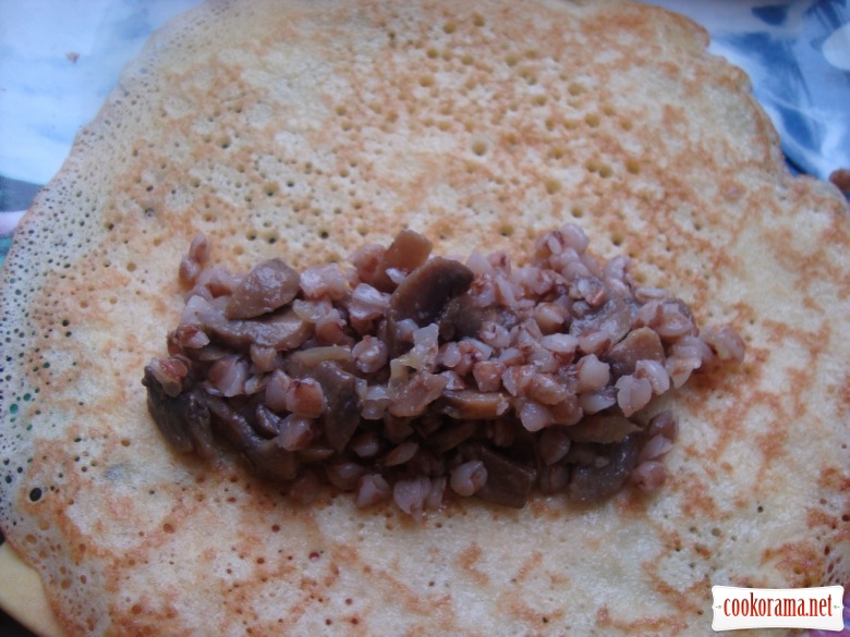 Pancakes with buckwheat and mushrooms