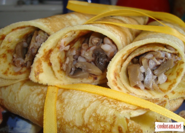 Pancakes with buckwheat and mushrooms