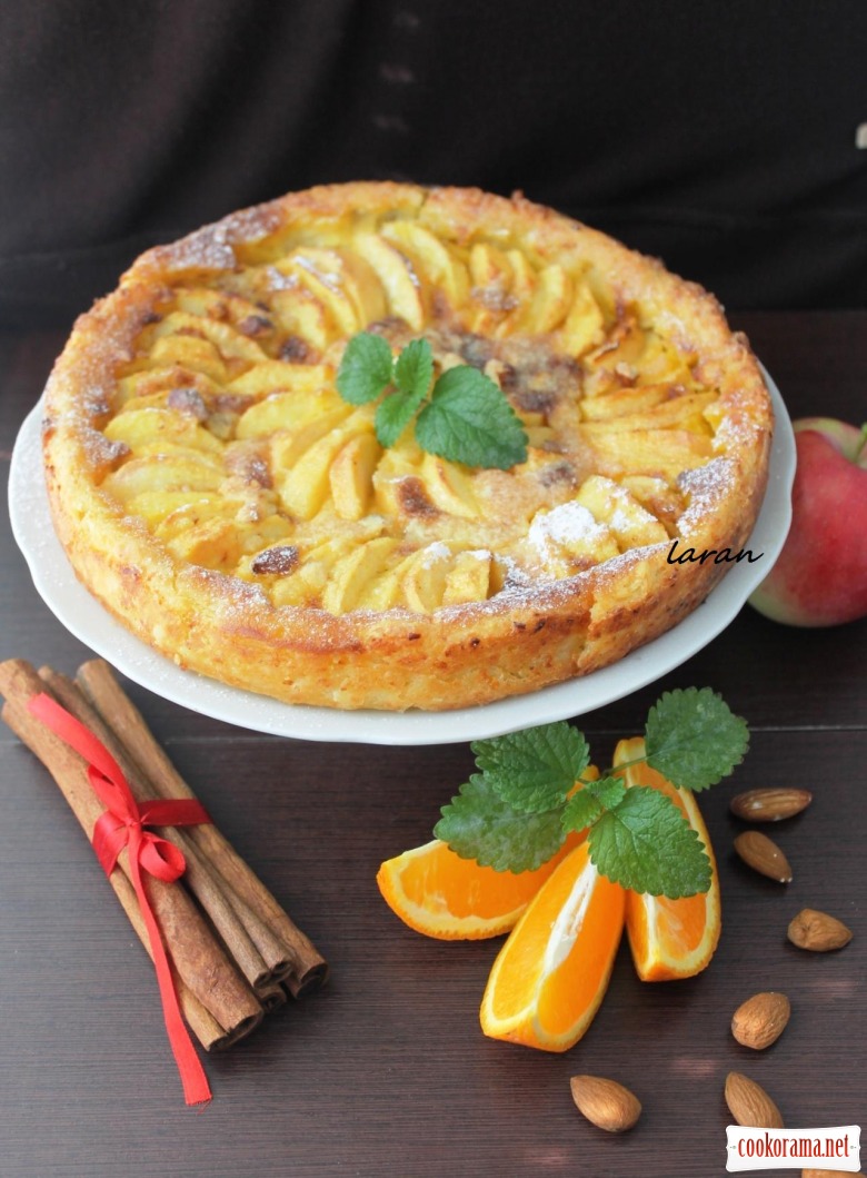 Aromatic apple tart