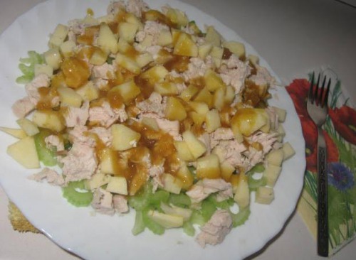 Salad of celery and chicken