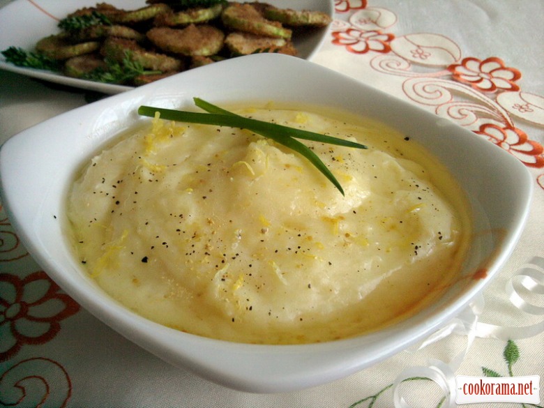 Skordaliya (greek sauce)