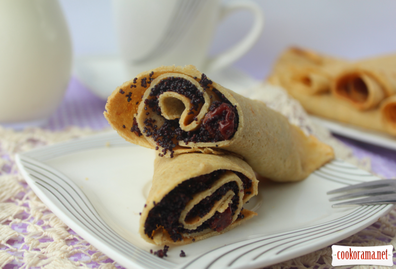 Gentle oatmeal pancakes with cherry-poppy stuffing