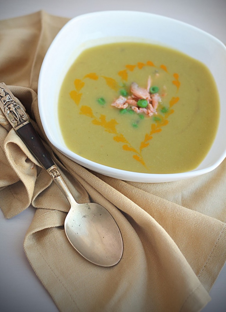 Крем-суп з броколі та риби