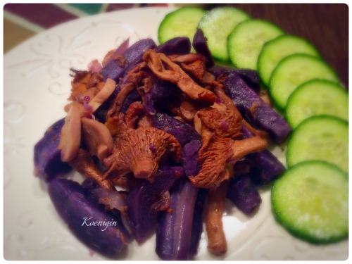 Фиолетовая картошка Vitelotte с маринованными грибами
