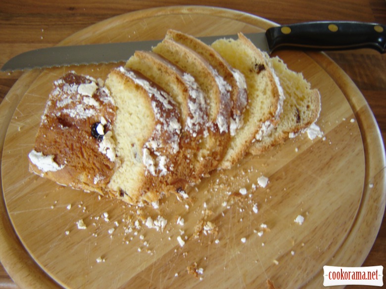 Pudding from Easter cake (or Ukrainian version of bread and butter pudding);-)