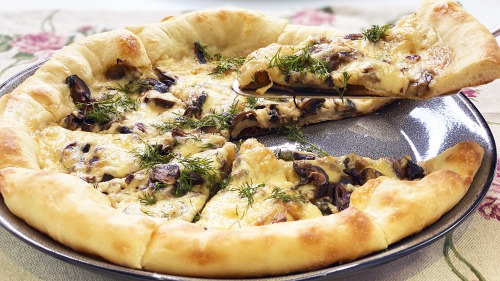 Піца з грибами, як в Італії - всі секрети приготування