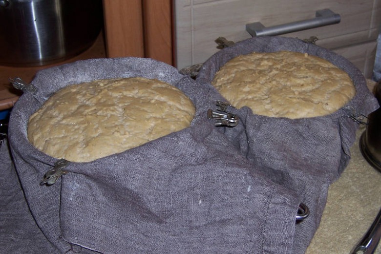 Паляниця - подовий хліб з ярої пшениці цільнозерновий (або напівформовий)